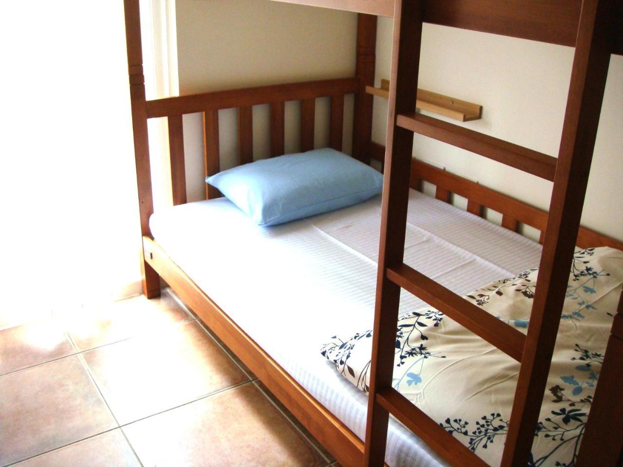 Backpacker 41 Hostel - Гаосюн Экстерьер фото